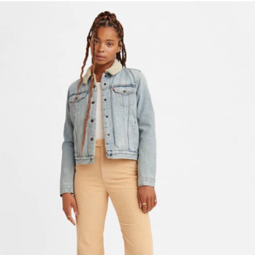 Levi’s sherpa trucker jacket xs